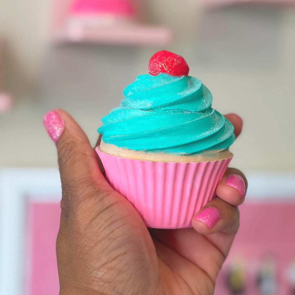 Paint Your Own Cupcake Craft Blank – Fake Bakes, Glittering & DIY Fun