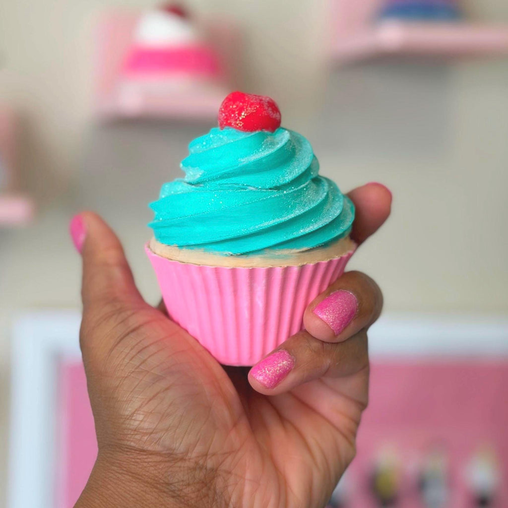 Paint Your Own Cupcake Craft Blank – Fake Bakes, Glittering & DIY Fun