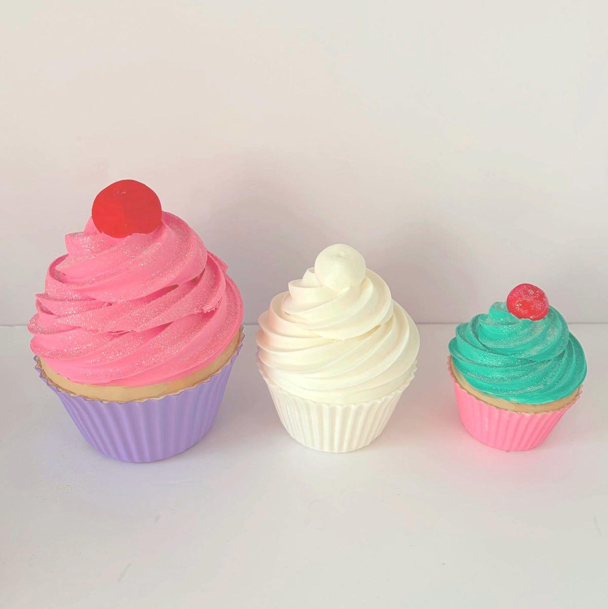 Paint Your Own Cupcake Craft Blank – Fake Bakes, Glittering & DIY Fun