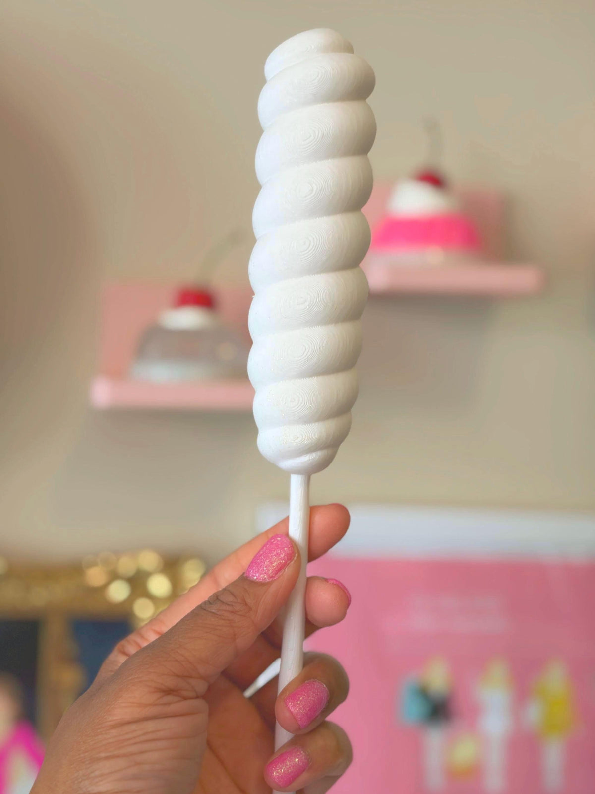 Paint Your Own Unicorn Lollipop – Fake Bakes, Glittering & DIY Fun