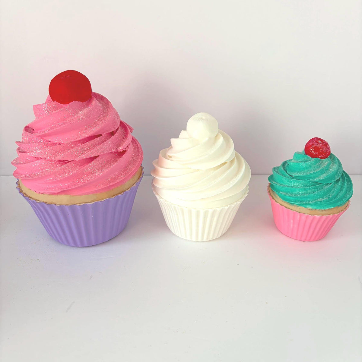 Paint Your Own Cupcake Craft Blank – Fake Bakes, Glittering & DIY Fun