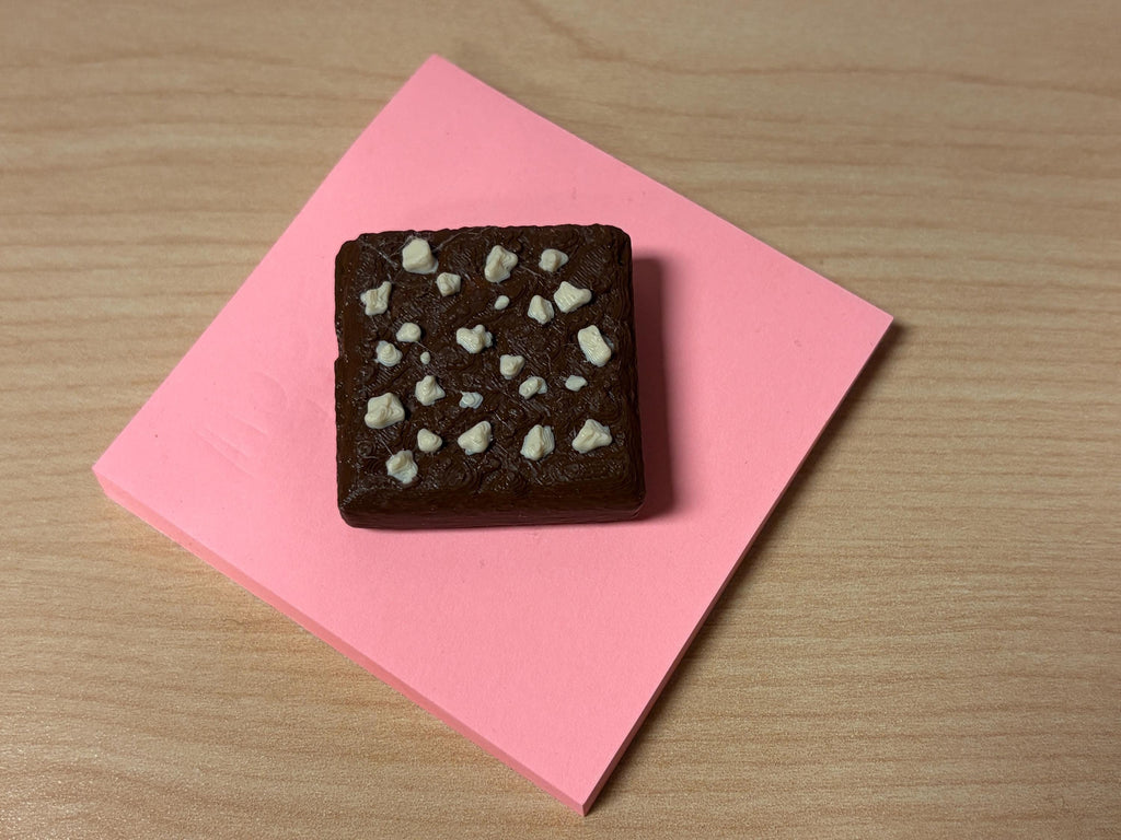 Brownie with Nuts Fridge Magnet - 3D Printed