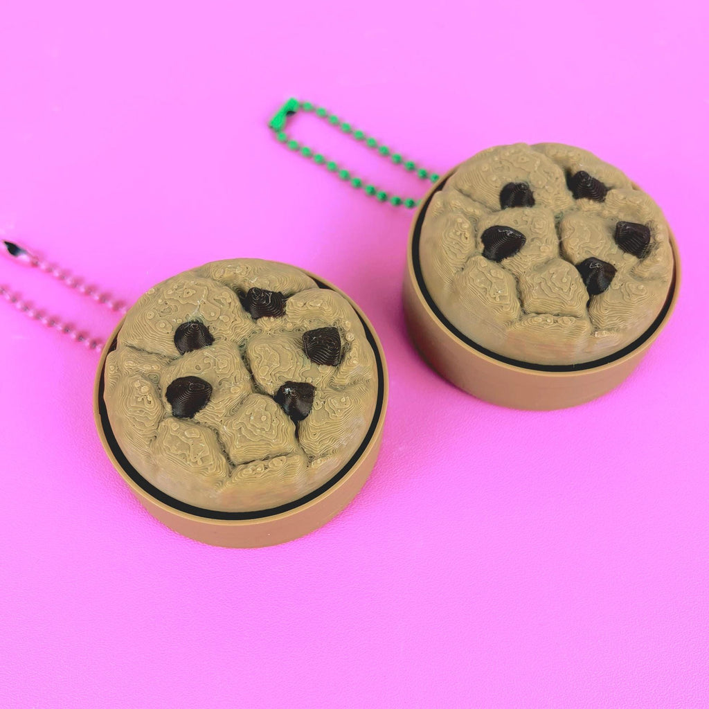 Realistic Cookie Fidget Clicker Keychain – Chocolate Chip or Sugar Cookie