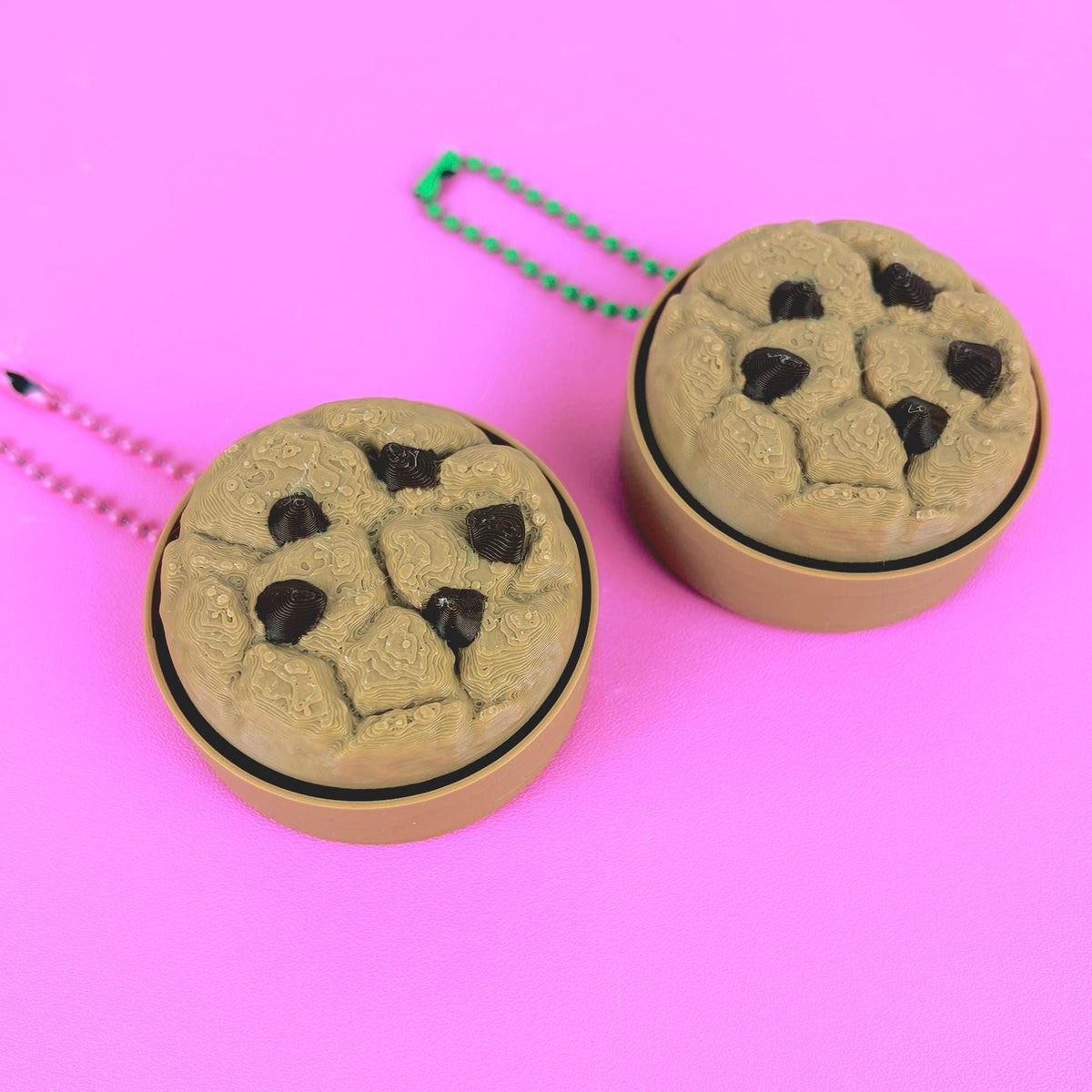 Realistic Cookie Fidget Clicker Keychain – Chocolate Chip or Sugar Cookie