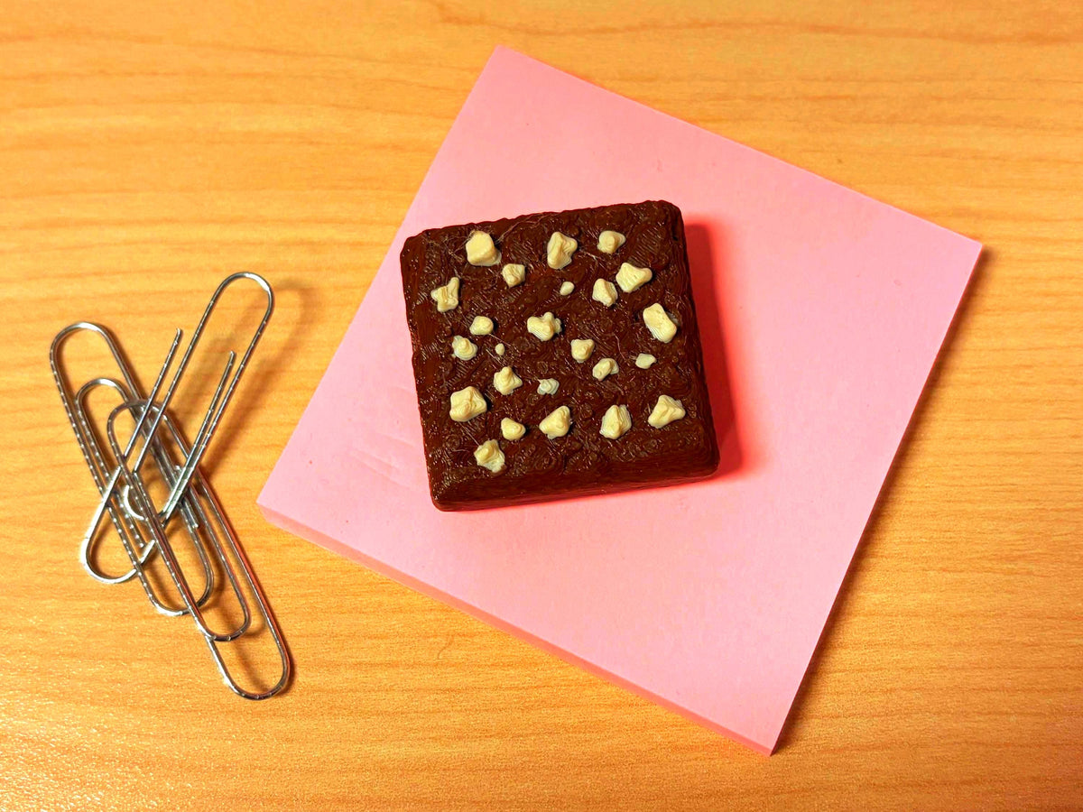 Brownie with Nuts Fridge Magnet - 3D Printed