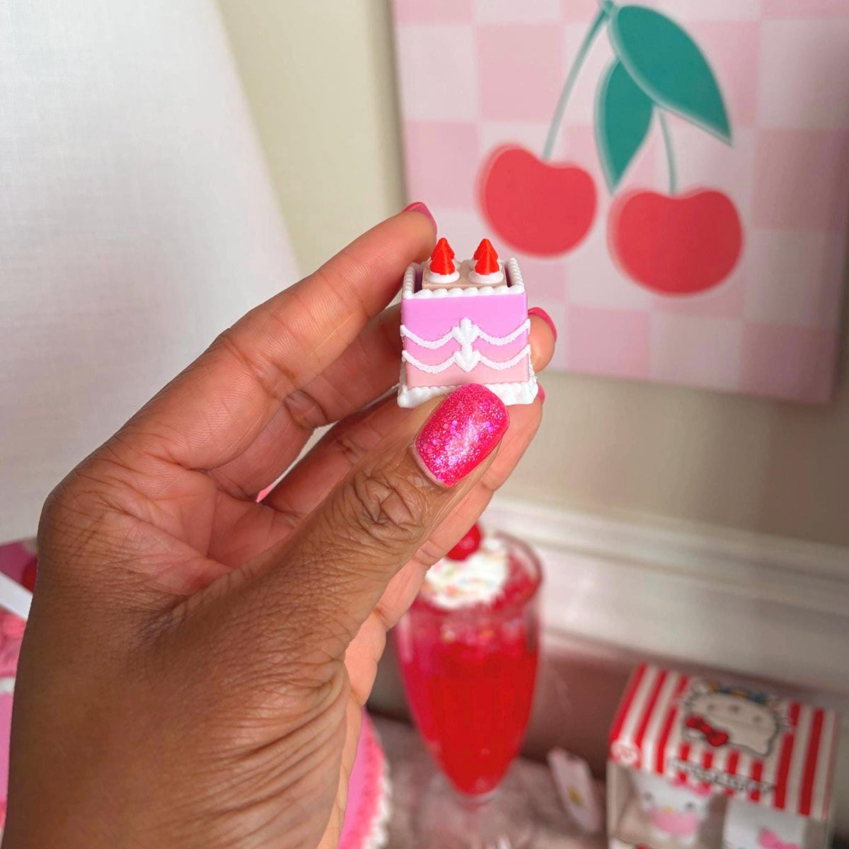 Mini Square Fake Cake Keychain with Strawberries | Mechanical Fidget Clicker