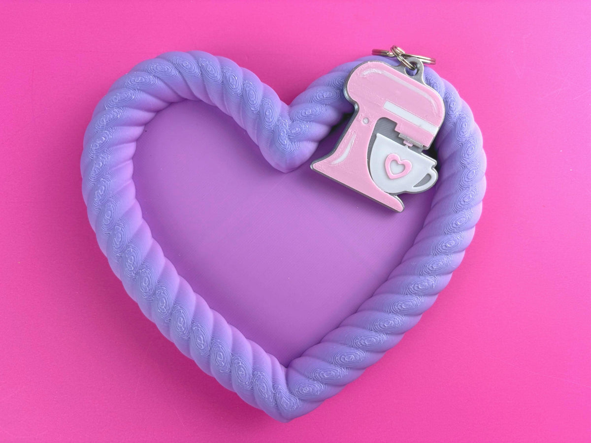 NFC Baker Keychain – 3D Printed Mixer Keychain for Cake Decorators– Tap to Share