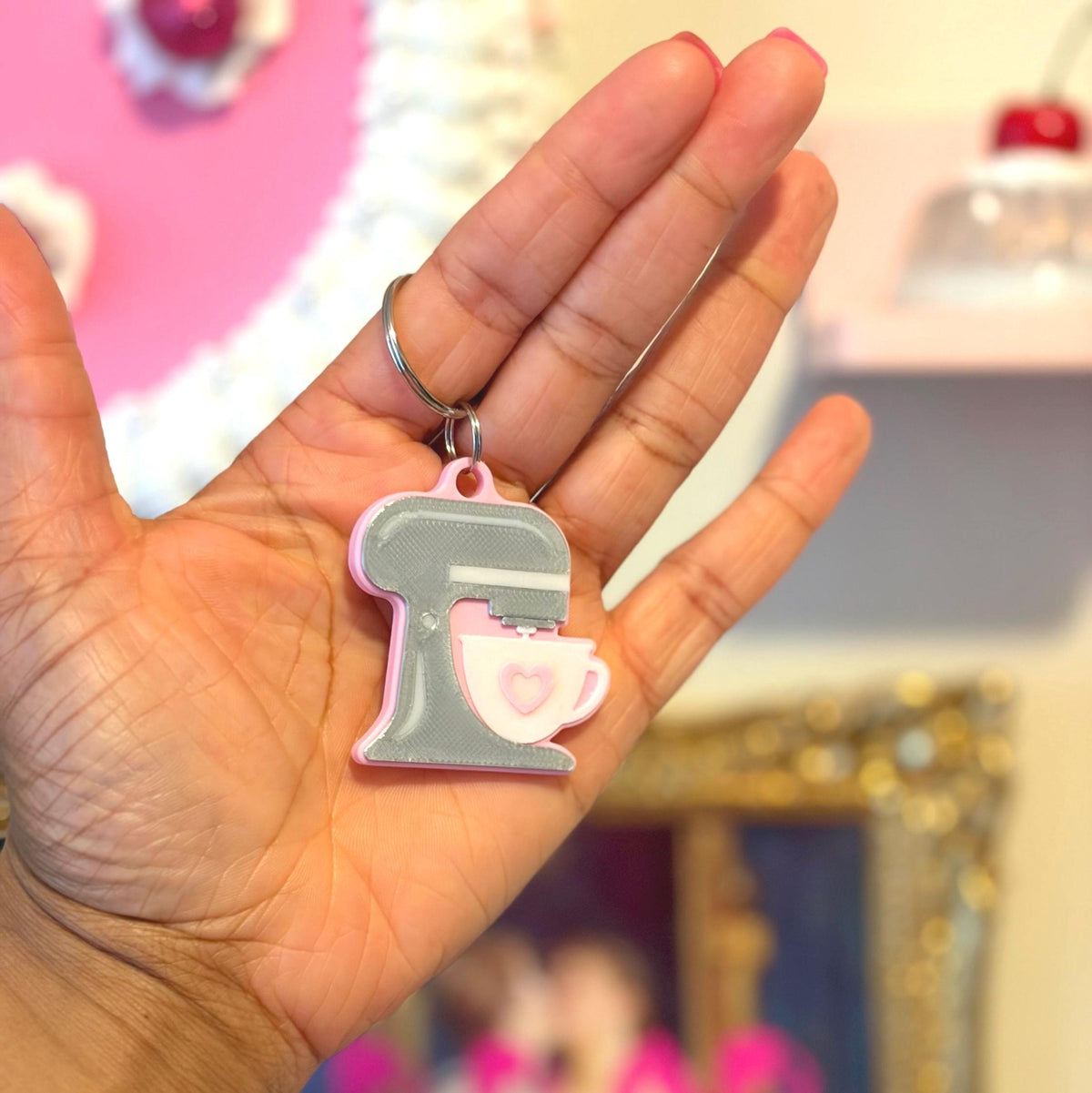 NFC Baker Keychain – 3D Printed Mixer Keychain for Cake Decorators– Tap to Share