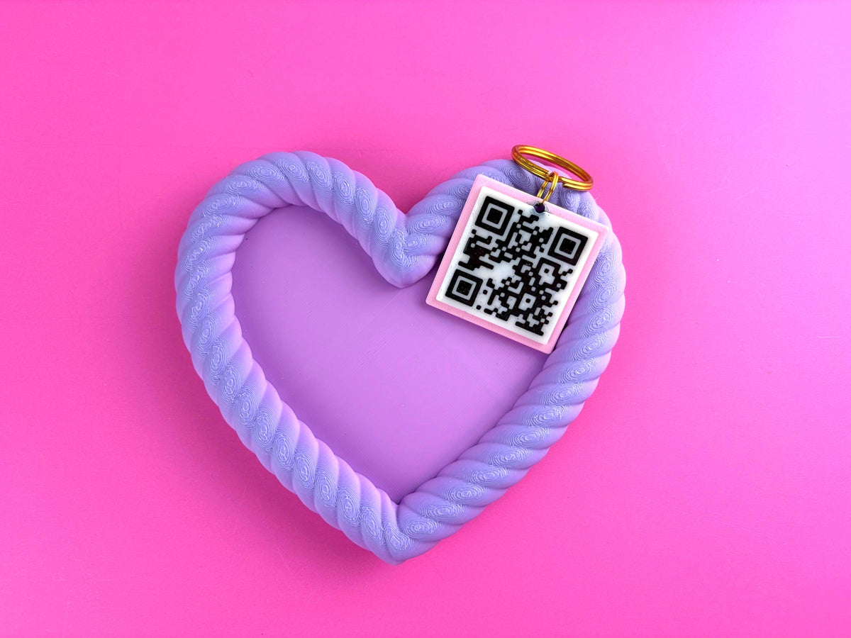 QR Code 3D Printed NFC Keychain | Tap or Scan to Share Your Link
