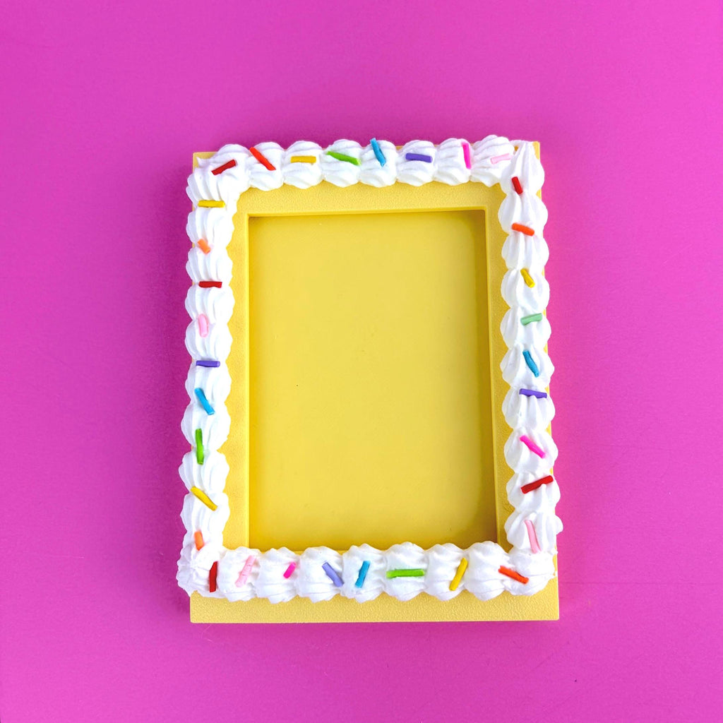 Faux Cake Trading Card Holder Frame with Stand