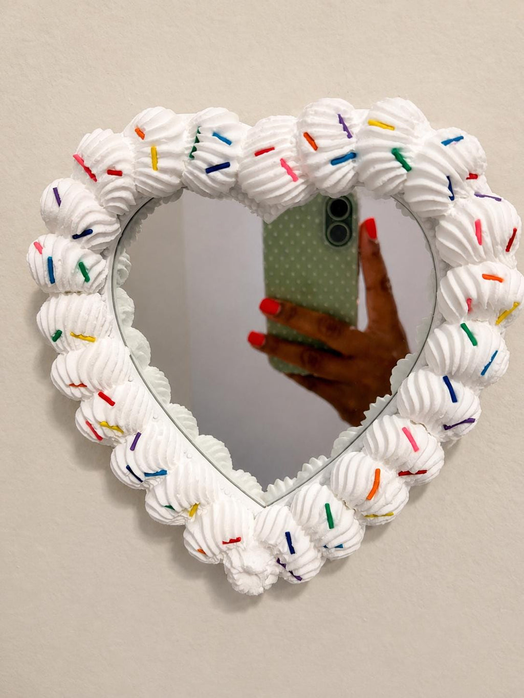 White Heart Fake Cake Mirror with Sprinkles