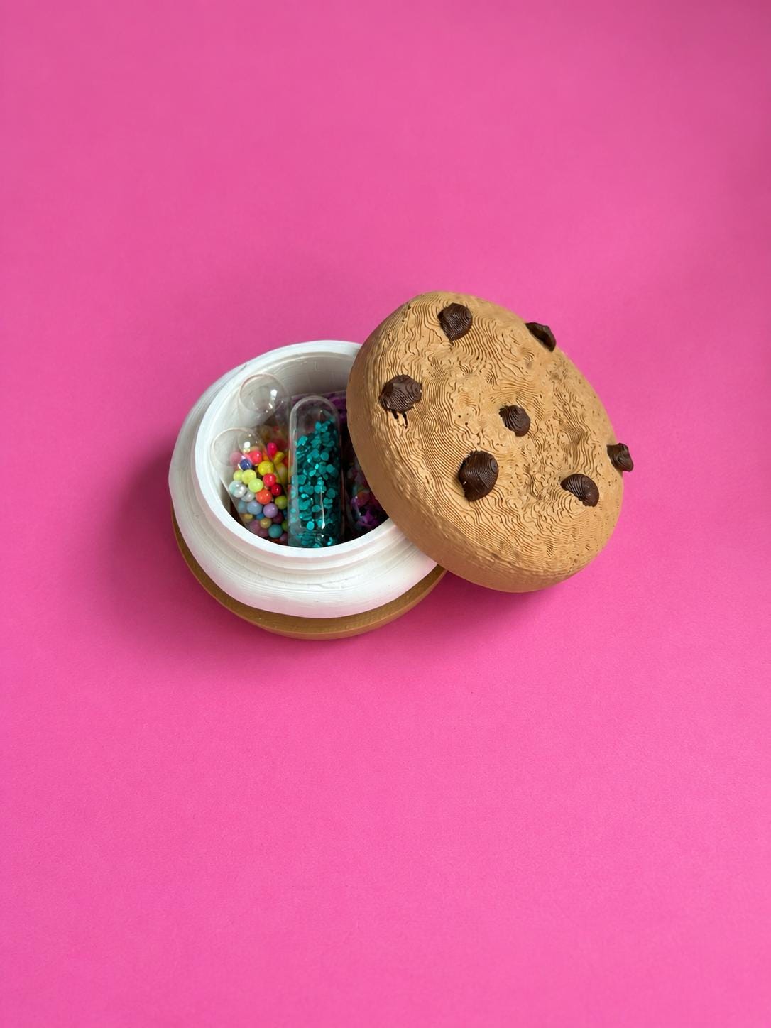 Chocolate Chip Cookie 7 Day Pill Organizer – Weekly Medication Case with Individual Containers