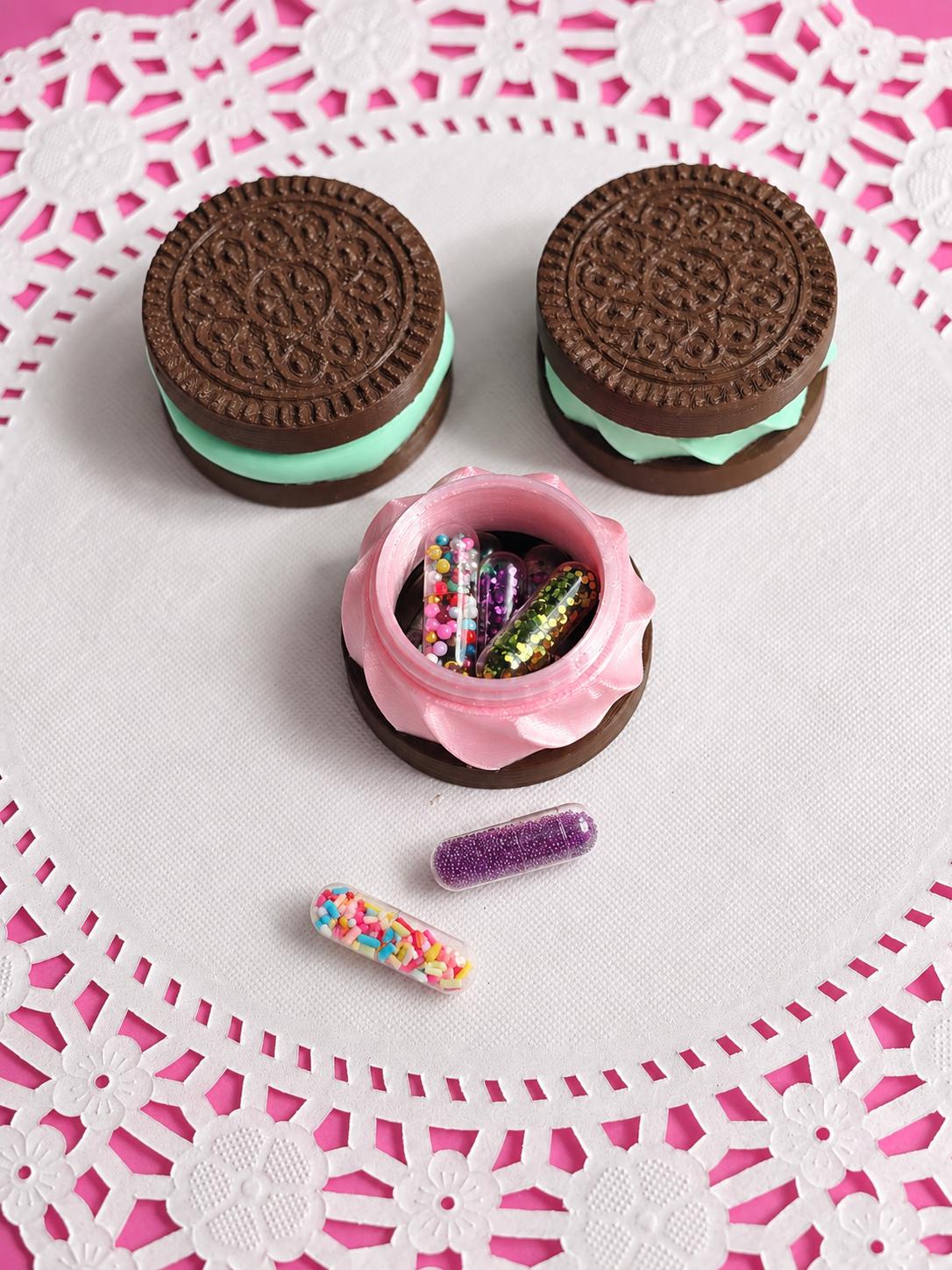 Pill Holder Cookie Sandwich | Travel Pill Case | Keychain Container