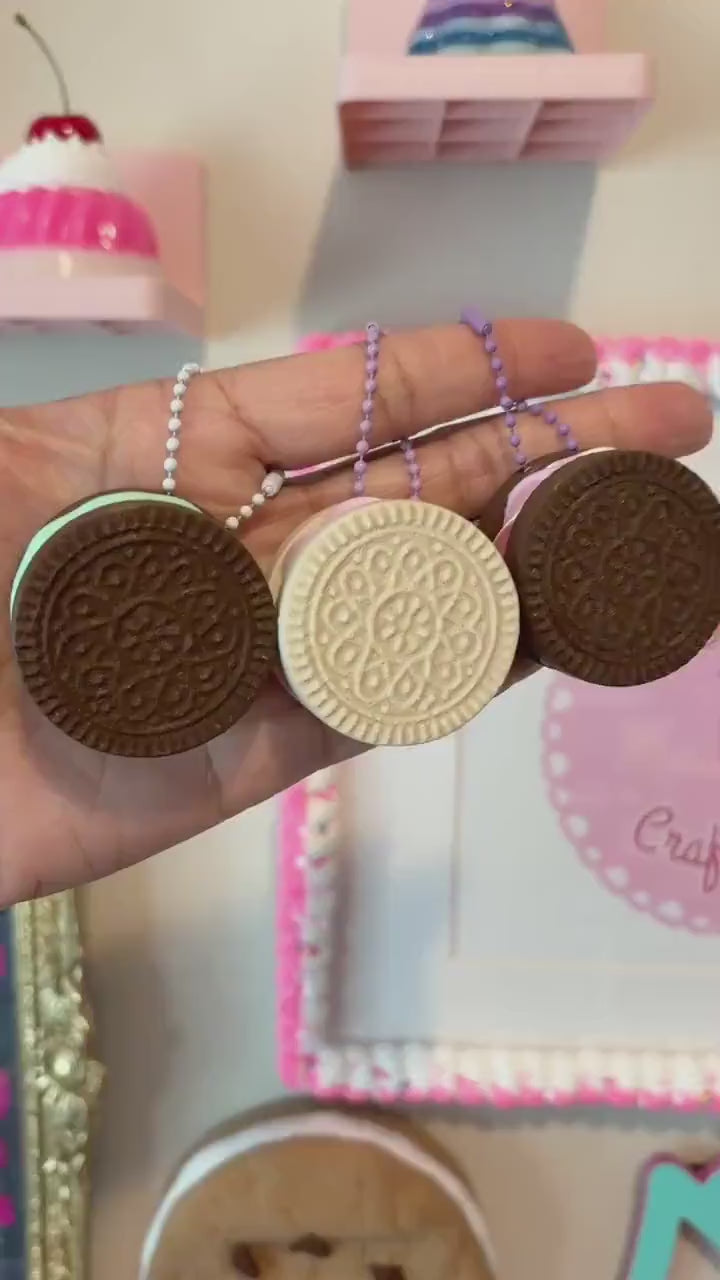 Pill Holder Cookie Sandwich | Travel Pill Case | Keychain Container